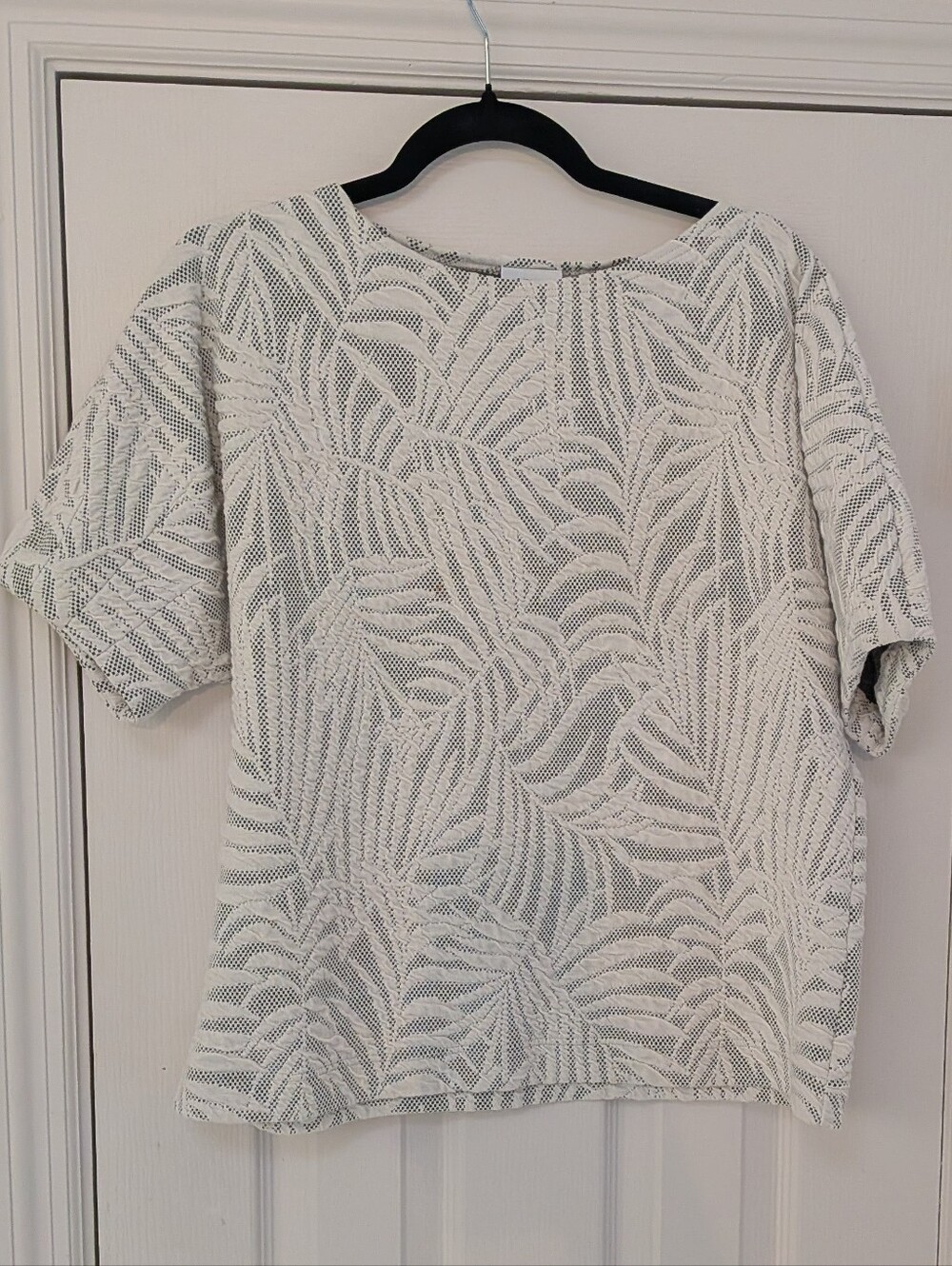 Akris Punto Blouse Light Cream Palm-Print Short Sleeve Top